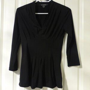 LE CHATEAU black pleated v-neck top with drop waist